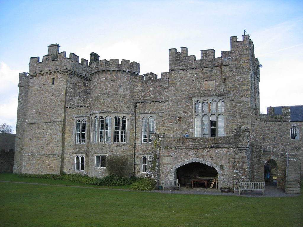featherstone-castle-mysterious-britain-ireland